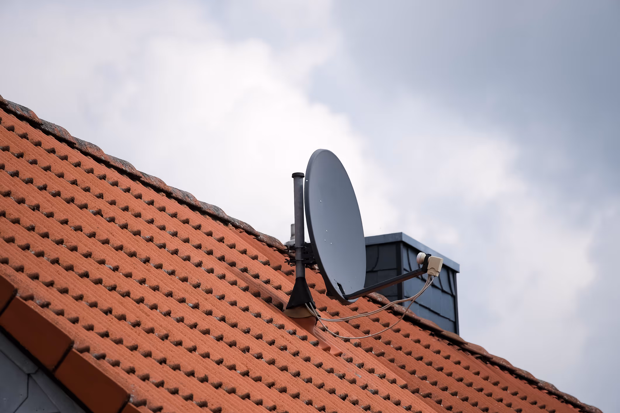 Freely is the new, modern alternative to Freesat for UK TV in Europe